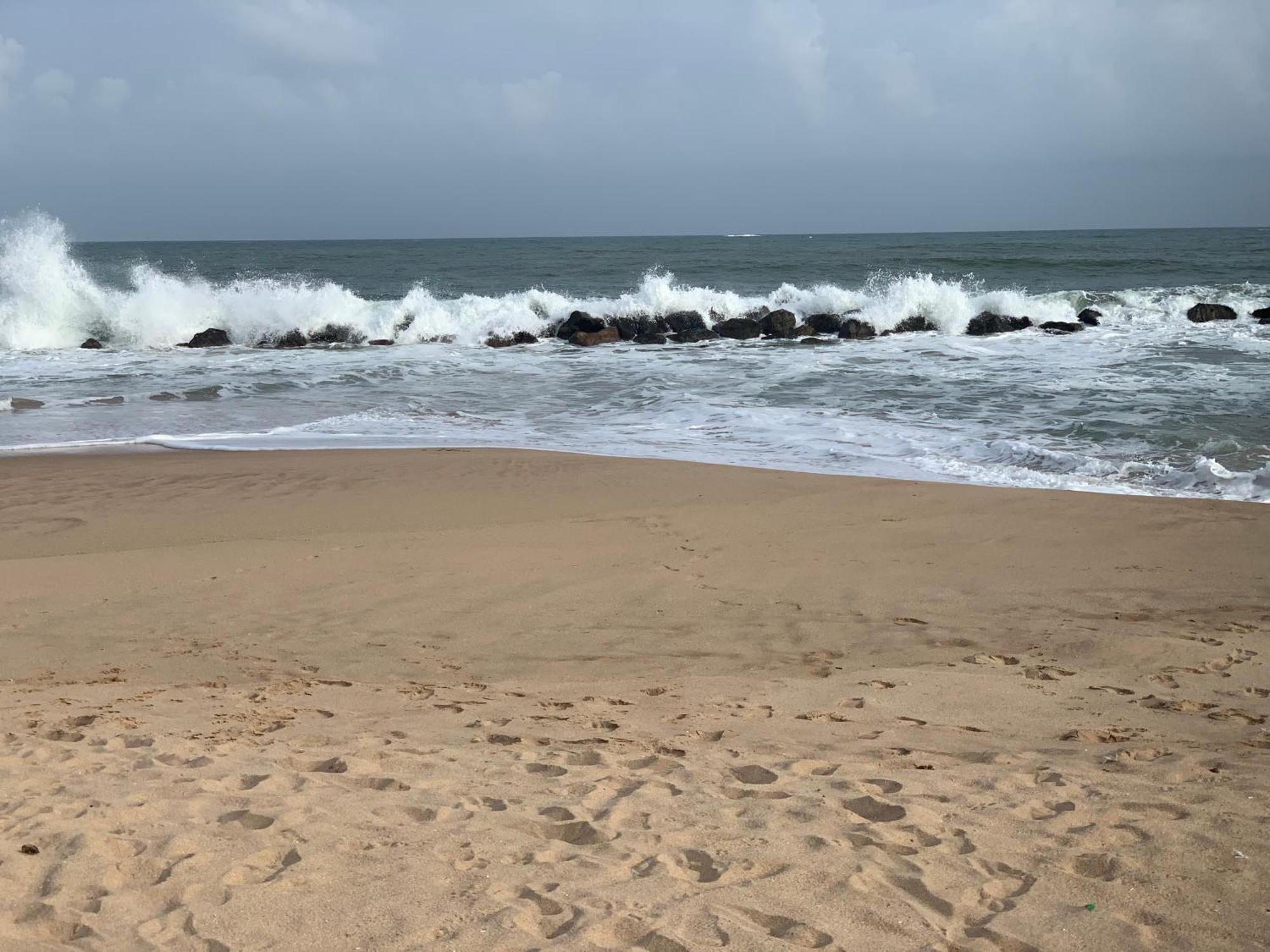 Canoe Beach Resort Tangalle Exterior photo